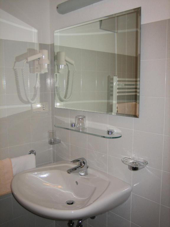 Garni - Appartement Neumairhof Разун ди Сопра Стая снимка
