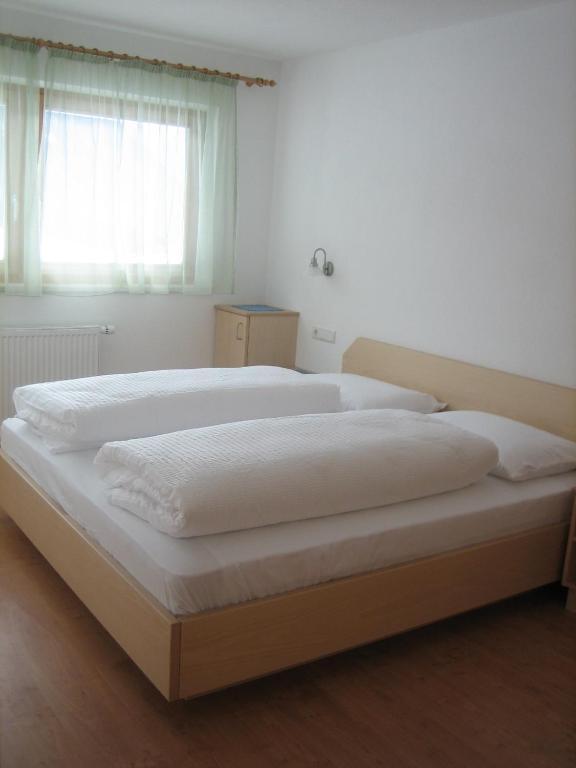 Garni - Appartement Neumairhof Разун ди Сопра Стая снимка